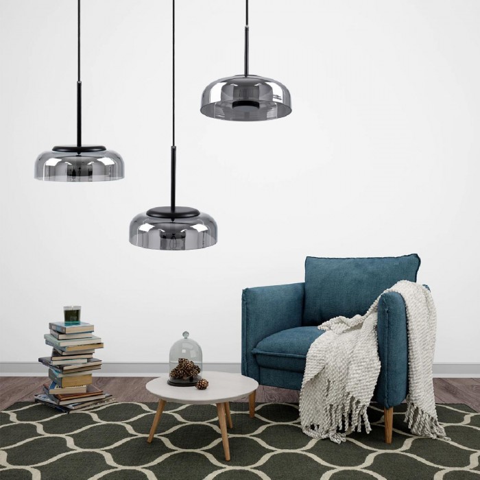 GloboStar® CHARLOTTE 00743 Μοντέρνο Κρεμαστό Φωτιστικό Οροφής Μονόφωτο Φιμέ Γυάλινο Μαύρο Μεταλλικό CREE LED 5W 500lm 180° AC 85-265V Θερμό Λευκό 2700K Φ23 x Υ23cm