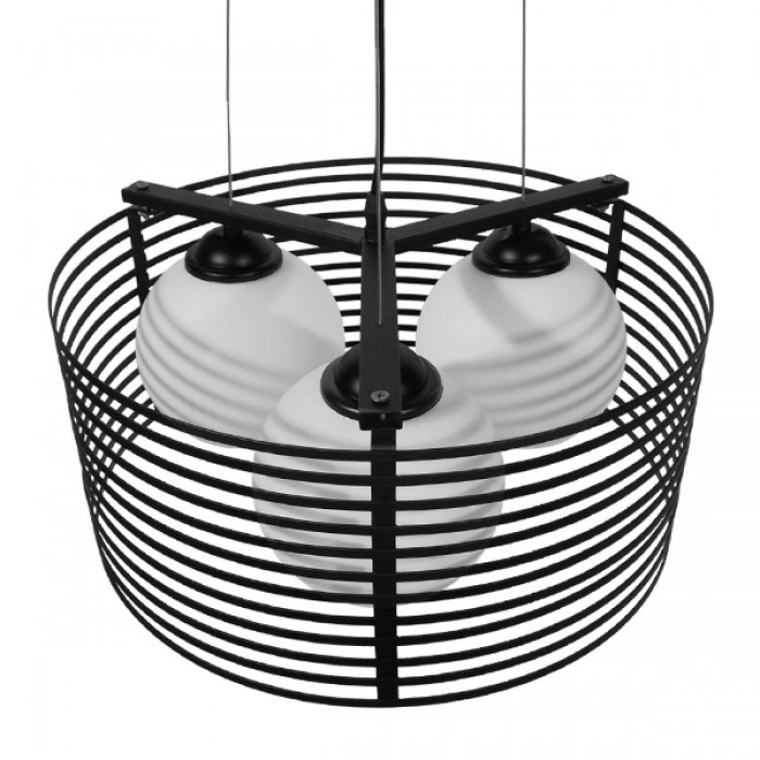 GloboStar® KEVIA 01150 Μοντέρνο Κρεμαστό Φωτιστικό Οροφής Τρίφωτο Μαύρο Μεταλλικό Πλέγμα με Καμπάνα απο Λευκό Γυαλί Φ40 x Y17.5cm GloboStar® KEVIA 01150 Μοντέρνο Κρεμαστό Φωτιστικό Οροφής Τρίφωτο Μαύρο Μεταλλικό Πλέγμα με Καμπάνα απο Λευκό Γυαλί Φ40 x Y17.5cm