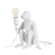 GloboStar® APES 01808 Μοντέρνο Φωτιστικό Πορτατίφ Λαμπατέρ Μονόφωτο 1 x E27 Λευκό Φιγούρα L30 x W27 x H30cm GloboStar® APES 01808 Μοντέρνο Φωτιστικό Πορτατίφ Λαμπατέρ Μονόφωτο 1 x E27 Λευκό Φιγούρα L30 x W27 x H30cm