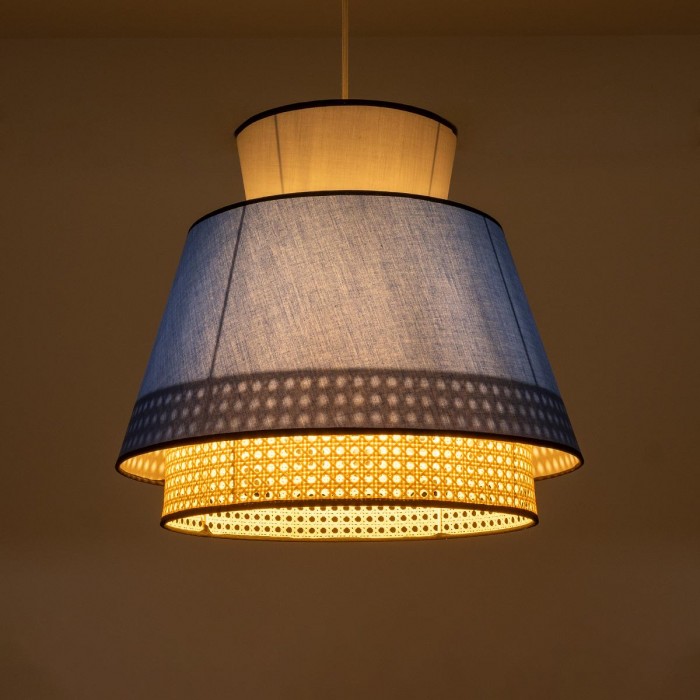 GloboStar® SAIGE 01918 Boho Κρεμαστό Φωτιστικό Πλέγμα Μονόφωτο 1 x E27 IP20 Μπεζ Ξύλο με Μπλε & Γκρι Ύφασμα - Μ50 x Π50 x Υ45cm GloboStar® SAIGE 01918 Boho Κρεμαστό Φωτιστικό Πλέγμα Μονόφωτο 1 x E27 IP20 Μπεζ Ξύλο με Μπλε & Γκρι Ύφασμα - Μ50 x Π50 x Υ45cm