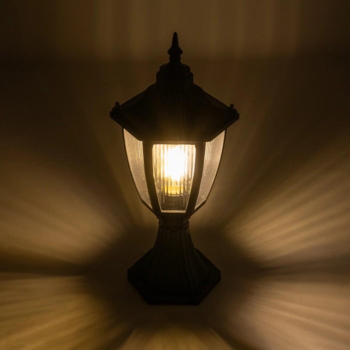 GloboStar® ENGLAND 202-0009 Vintage Επιδαπέδιο Φωτιστικό Φαναράκι Μονόφωτο 1 x E27 IP44 Μαύρο & Διάφανο Πλαστικό - Μ20 x Π20 x Υ45cm