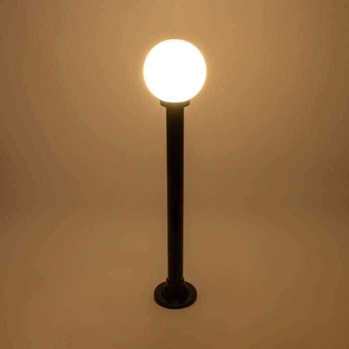 GLOBOSTAR® AGROS 61596 Φωτιστικό Κολωνάκι Κήπου με Ντουί 1 x E27 AC 220-240V Αδιάβροχο IP65 - Λευκό & Μάυρο - Μ20 x Π20 x Υ100cm GLOBOSTAR® AGROS 61596 Φωτιστικό Κολωνάκι Κήπου με Ντουί 1 x E27 AC 220-240V Αδιάβροχο IP65 - Λευκό & Μάυρο - Μ20 x Π20 x Υ100cm