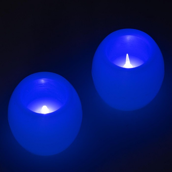 GloboStar® CANDLE 79548 ΣΕΤ 2 x Διακοσμητικά Realistic Κεράκια με LED Εφέ Κινούμενης Φλόγας - Μπαταρίας 12 x CR2032 Μπλε Μπεζ D6 x H5cm