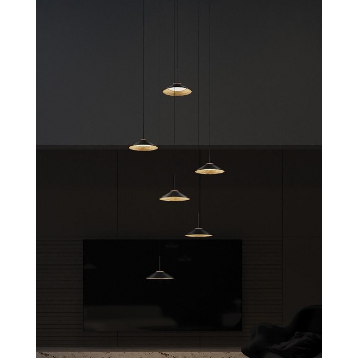 VK/04693/PE/D/B/W - Μαύρο. 3000K. 18W. 1833lm. AC220-240V. 85°. LED Bridgelux. Τροφοδοτικό KGP. Οροφής/κρεμαστό. -20°C → 45°C. 50.000hrs. Clicks 20.000. Dim Yes, triac. CRI>90. Αλουμίνιο + PC. IP20 VK/04693/PE/D/B/W - Μαύρο. 3000K. 18W. 1833lm. AC220-240V. 85°. LED Bridgelux. Τροφοδοτικό KGP. Οροφής/κρεμαστό. -20°C → 45°C. 50.000hrs. Clicks 20.000. Dim Yes, triac. CRI>90. Αλουμίνιο + PC. IP20