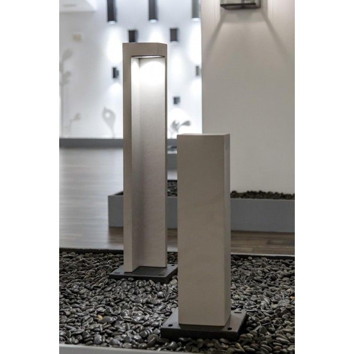 VK/02131/G/W/70 - TERRA Φωτιστικό Led δαπέδου, 220-240V, 9W, 3000K, 513lm, CRI>80, 18x18x74cm, γκρι, IP65 VK/02131/G/W/70 - TERRA Φωτιστικό Led δαπέδου, 220-240V, 9W, 3000K, 513lm, CRI>80, 18x18x74cm, γκρι, IP65