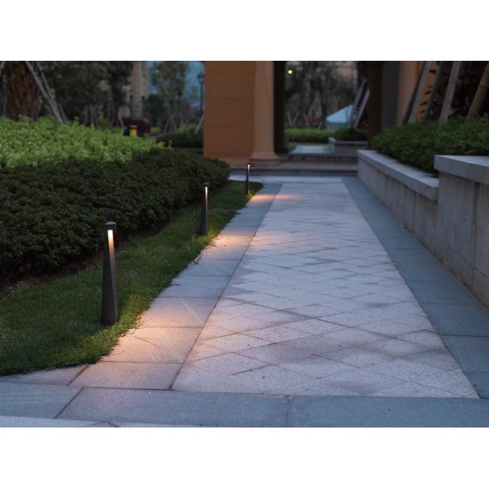 VK/02102/AN/W - Φωτιστικό Led δαπέδου, 100-240V, 7W, 3000K, 413lm, 50°, CRI>82, IP65, 10x5x40cm, ανθρακί VK/02102/AN/W - Φωτιστικό Led δαπέδου, 100-240V, 7W, 3000K, 413lm, 50°, CRI>82, IP65, 10x5x40cm, ανθρακί